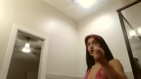 Snapshot of sequoia8888 chatting on December 14, 12:11 am sequoia8888 online show from December 14, 12:11 am