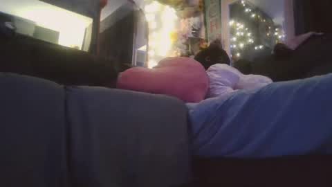 Snapshot of sequoia8888 chatting on February 18, 11:44 am sequoia8888 online show from February 18, 11:44 am