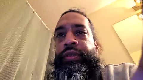 Snapshot of serani02 chatting on February 9, 11:03 am Serani online show from February 9, 11:03 am