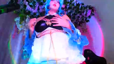 Snapshot of seraphine23_ chatting on March 2, 3:56 am seraphine online show from March 2, 3:56 am