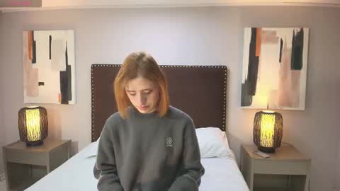 Seraphine star online show from October 2, 3:24 am