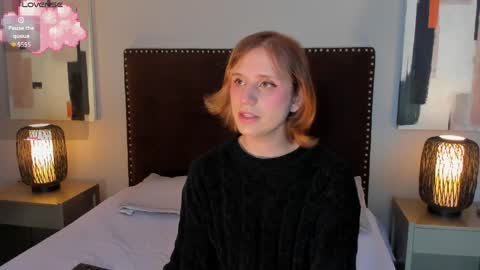 Seraphine star online show from April 1, 10:29 pm