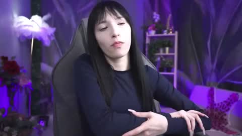 Snapshot of seraphinesparda chatting on June 27, 11:59 am Sera online show from June 27, 11:59 am
