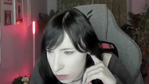 Snapshot of seraphinesparda chatting on July 17, 11:50 am Sera online show from July 17, 11:50 am