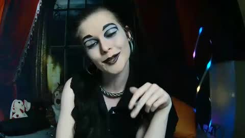 Seraphin Munster online show from March 5, 7:06 pm