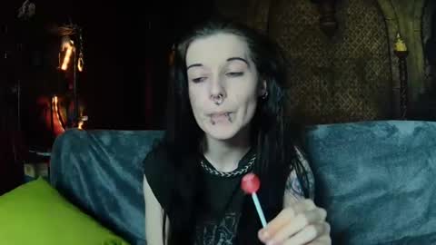 Seraphin Munster online show from February 7, 11:52 pm