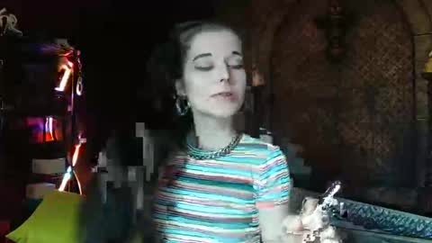 Seraphin Munster online show from April 4, 9:34 pm