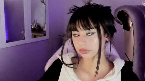 Seren  Follow me online show from October 15, 1:50 am