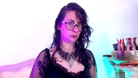 Serena Xyz online show from December 4, 5:54 pm