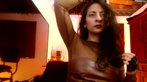 Serena Xyz online show from May 3, 3:07 pm