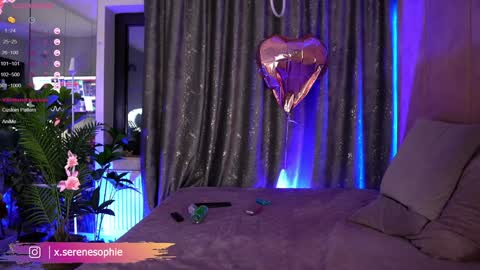 Snapshot of serene_sophiex chatting on January 14, 4:25 am Serene Sophiex online show from January 14, 4:25 am