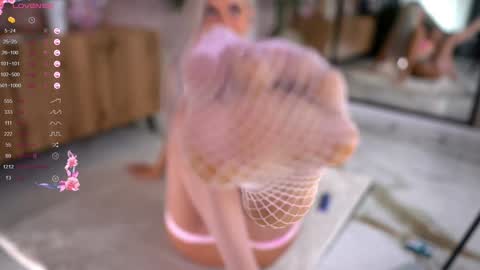 Snapshot of serene_sophiex chatting on September 29, 8:46 pm Serene Sophiex online show from September 29, 8:46 pm