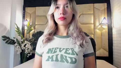 Serene online show from March 5, 12:45 pm