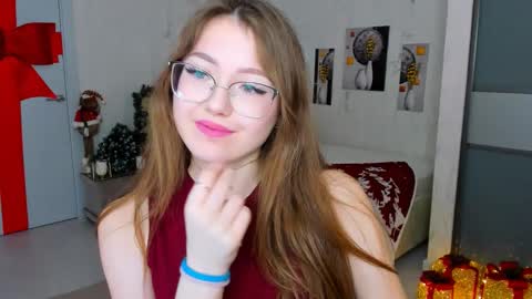 Ophelia online show from January 29, 10:05 am