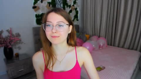 Ophelia online show from February 22, 1:11 am