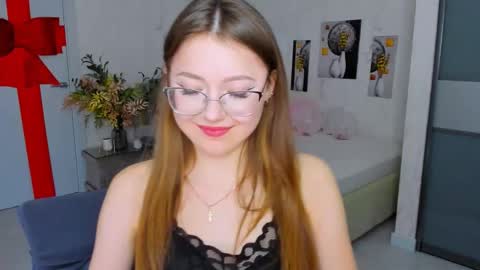 Ophelia online show from February 24, 10:36 pm