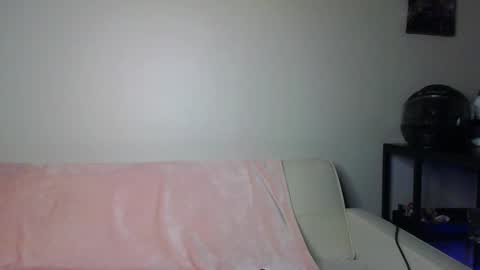 Snapshot of serenityfaith1 chatting on January 18, 3:59 pm serenityfaith1 online show from January 18, 3:59 pm