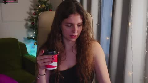 Hey Guys and Girls non-binary personalities  Im Sereta online show from January 3, 10:41 am