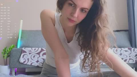 Hey Guys and Girls non-binary personalities  Im Sereta online show from April 16, 10:49 am