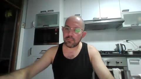 Snapshot of sergioruzafa80 chatting on February 11, 6:08 am Sergio Russafa online show from February 11, 6:08 am