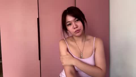 Snapshot of serinafaw chatting on July 17, 9:05 am Mira online show from July 17, 9:05 am