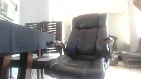 hetero serio discreto online show from January 10, 7:32 pm