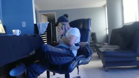 hetero serio discreto online show from February 27, 10:31 pm