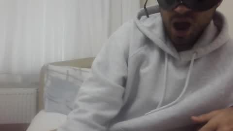 Snapshot of sero98313230 chatting on December 13, 1:33 pm sero98313230 online show from December 13, 1:33 pm