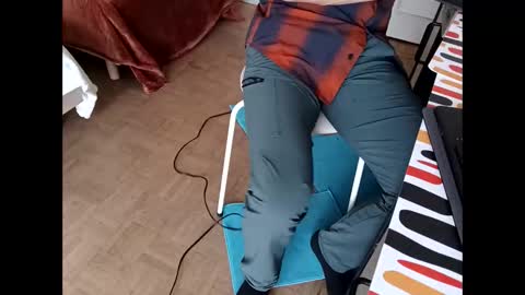 Snapshot of serpenttiin chatting on November 2, 1:02 pm serpenttiin online show from November 2, 1:02 pm