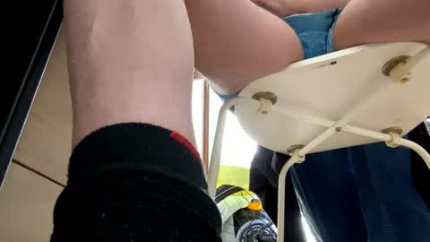 Snapshot of serpenttiin chatting on February 1, 1:53 pm serpenttiin online show from February 1, 1:53 pm