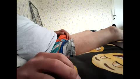 Snapshot of serpenttiin chatting on April 5, 2:03 pm serpenttiin online show from April 5, 2:03 pm