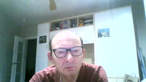 Snapshot of serrano49 chatting on June 12, 2:32 am serrano49 online show from June 12, 2:32 am
