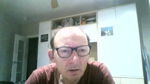 Snapshot of serrano49 chatting on June 15, 1:41 am serrano49 online show from June 15, 1:41 am