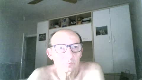 Snapshot of serrano49 chatting on June 22, 1:40 am serrano49 online show from June 22, 1:40 am