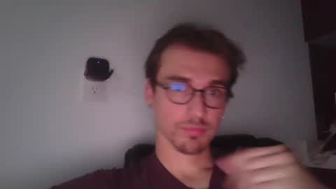 Snapshot of servandomier chatting on April 16, 2:34 am mier online show from April 16, 2:34 am