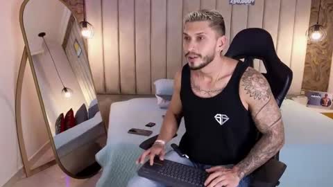 HEY IM SETH online show from January 9, 5:54 pm