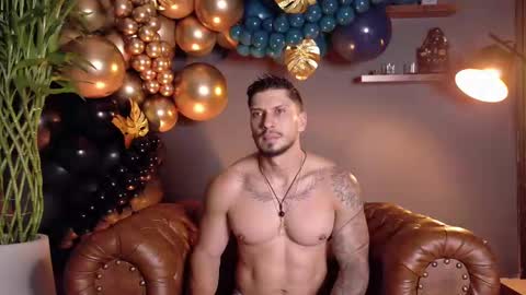 HEY IM SETH online show from November 4, 7:13 pm