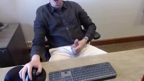 Snapshot of sethdoza chatting on April 27, 6:28 pm sethdoza online show from April 27, 6:28 pm