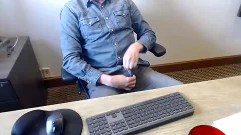 Snapshot of sethdoza chatting on May 29, 7:23 pm sethdoza online show from May 29, 7:23 pm
