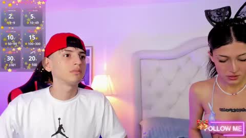 sett_and_gwen online show from December 27, 11:21 pm