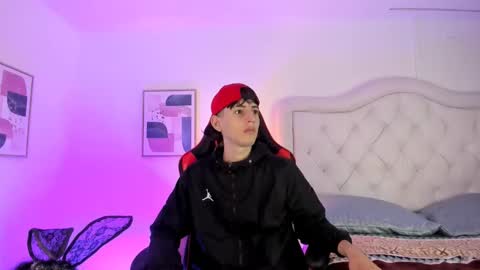 sett_and_gwen online show from January 2, 4:20 am