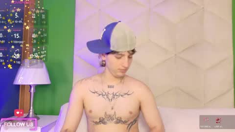 sett_and_gwen online show from May 26, 4:19 am