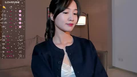 Sana online show from October 13, 3:01 pm