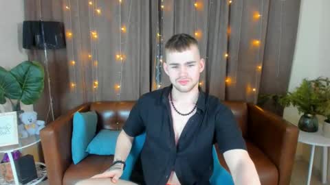 Snapshot of sevans14 chatting on December 30, 8:58 pm SevanS14 online show from December 30, 8:58 pm