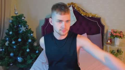 Snapshot of sevans14 chatting on January 5, 7:39 pm SevanS14 online show from January 5, 7:39 pm