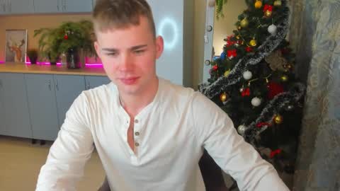 Snapshot of sevans14 chatting on January 8, 6:31 pm SevanS14 online show from January 8, 6:31 pm