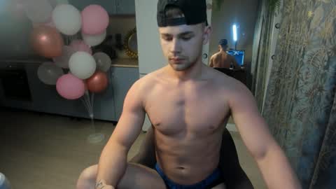 Snapshot of sevans14 chatting on February 25, 9:24 pm SevanS14 online show from February 25, 9:24 pm