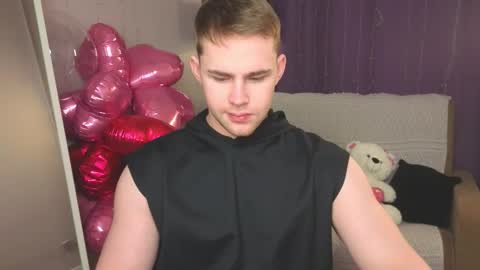 SevanS14 online show from February 13, 8:27 pm