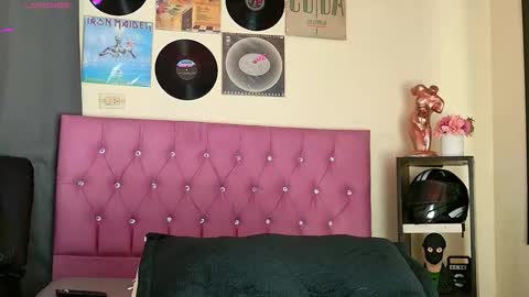 Snapshot of seventh_ftm chatting on February 12, 9:37 am Seventh online show from February 12, 9:37 am