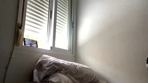 Snapshot of sevillano38papi chatting on July 21, 10:17 am Tourpollona online show from July 21, 10:17 am